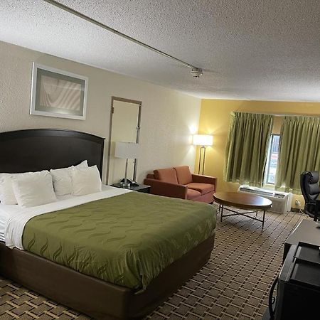 Quality Inn Vincennes Exterior foto